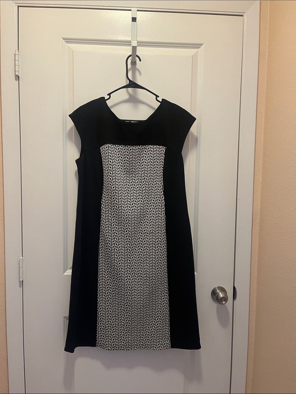 (NWT) Chico's Black Dress with White Geometric Front Panel